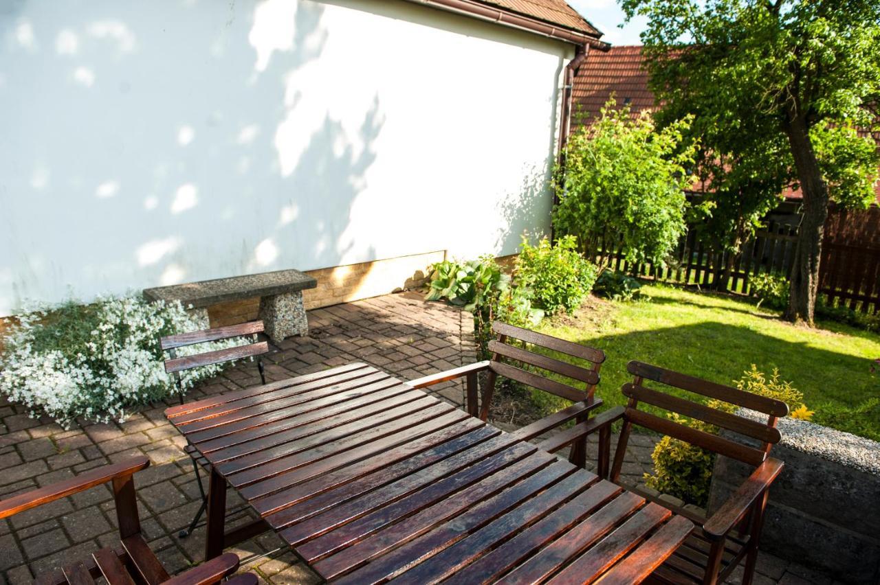Chalupa Barborka Mezimesti Exterior foto